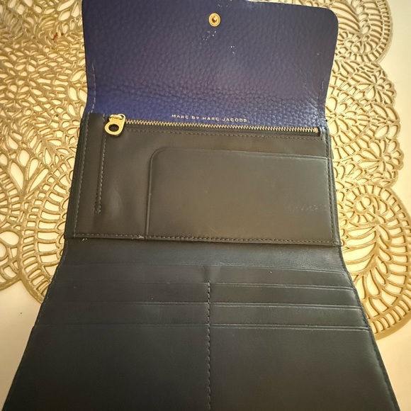 Marc by Marc Jacobs Beige and Navy Wallet - Picture 6 of 9